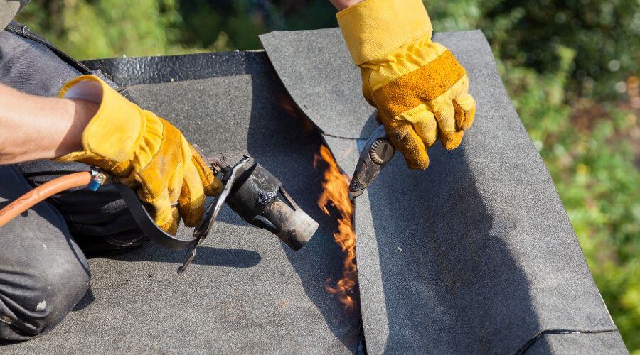 Expert Emergency Roof Repairs services in Bolivar, TN